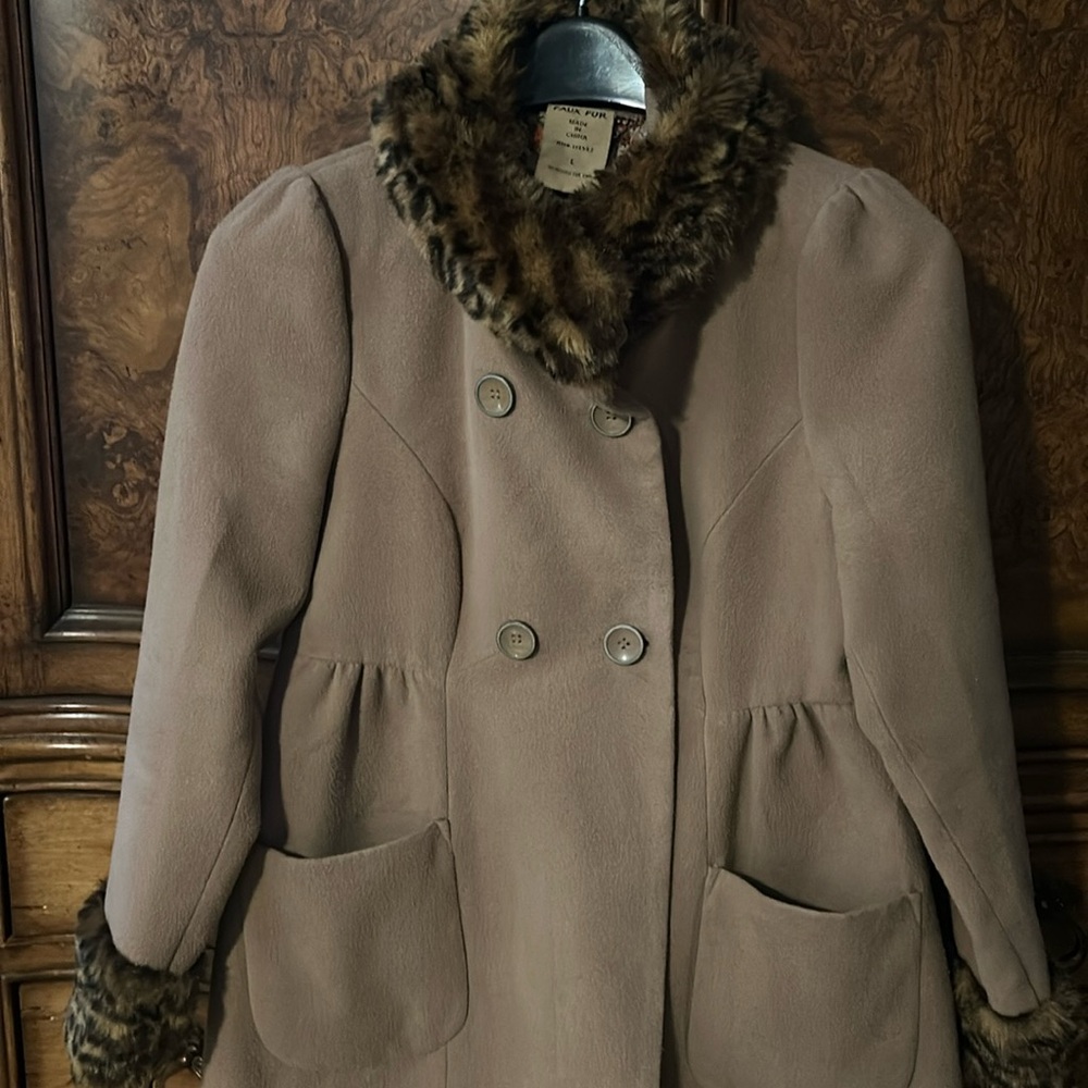 Coat ladies fur collar